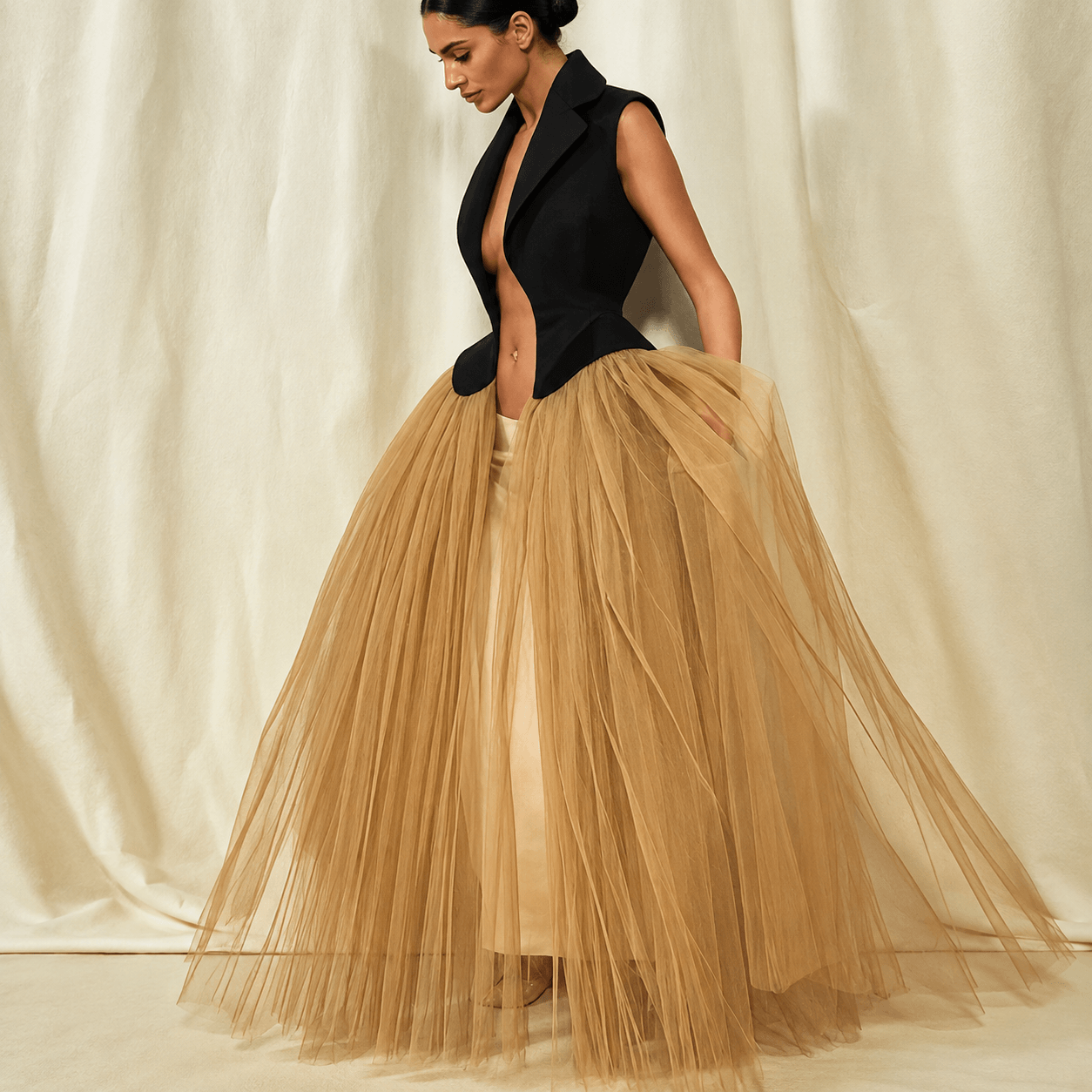 THE ECLIPSE TULLE